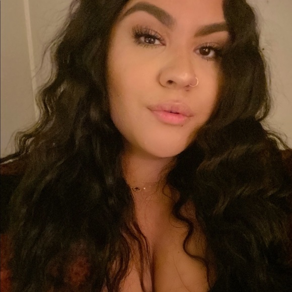 Meet your Posher, Cheyenne - Picture 1 of 1